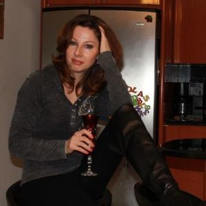 Meet your Posher, Yelena